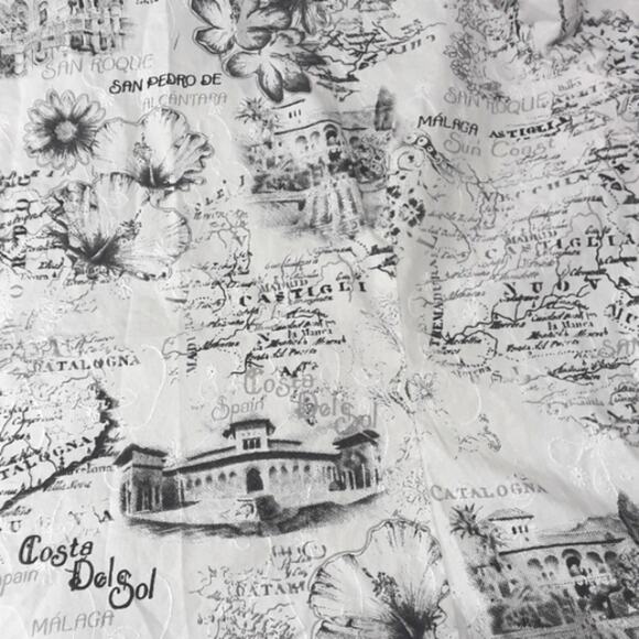 Kim Rogers Women Sz 22W Black White Art to Wear Globe Print Button up Fun Blouse - Picture 8 of 11